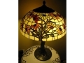 Daisy Tiffany Table Lamp