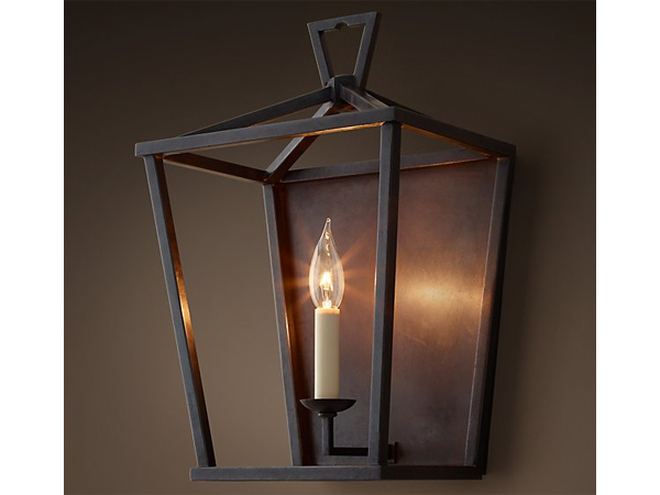 19 Th. C. Sconce 
