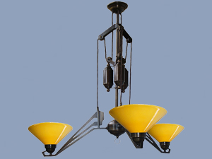 Elevator with 3-Yellow Chandelier