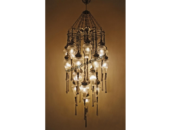 Large Triangle Ottoman Glass Pendant