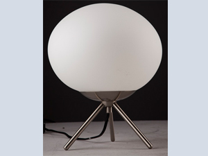 Comodor Modern Table Lamp