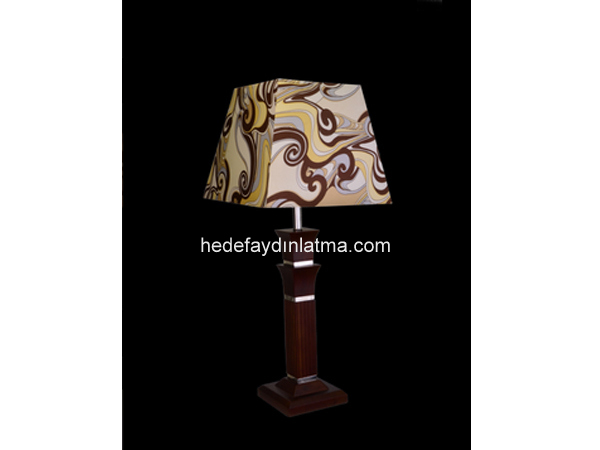 Jaw Figured Fixture Desk Lamp